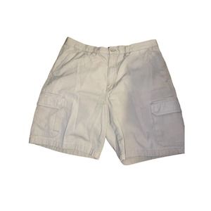 Chaps Men's Classic Fit Cargo Shorts Beige (Size: 38 x 9)